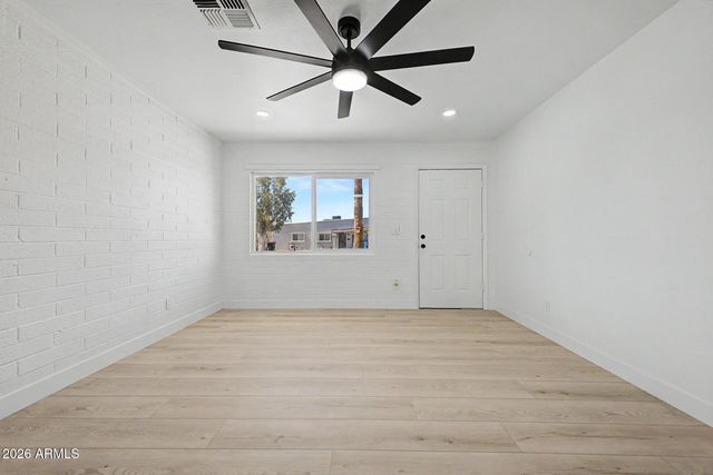 1703 W CARTER Road, Phoenix, AZ 85041