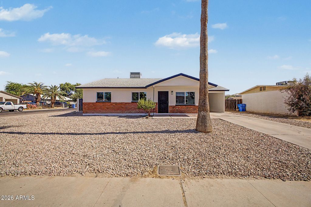 1703 W CARTER Road, Phoenix, AZ 85041
