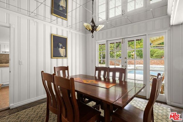 2528 La Condesa Drive, Los Angeles, CA 90049