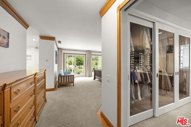 2528 La Condesa Drive, Los Angeles, CA 90049