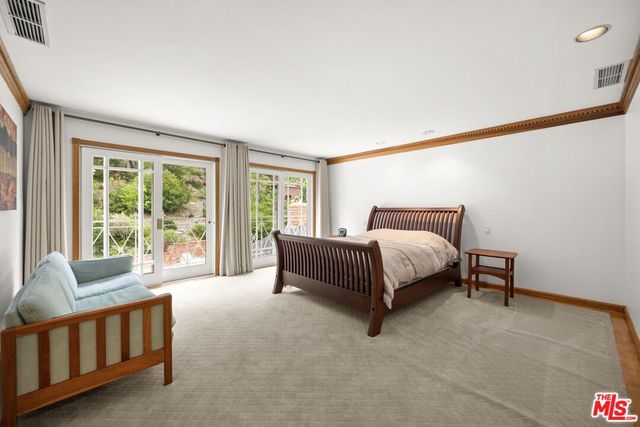 2528 La Condesa Drive, Los Angeles, CA 90049