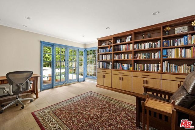 2528 La Condesa Drive, Los Angeles, CA 90049