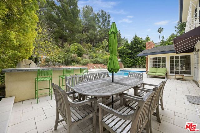 2528 La Condesa Drive, Los Angeles, CA 90049