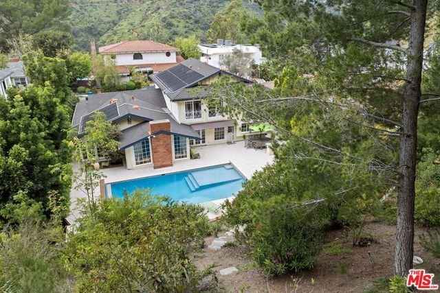 2528 La Condesa Drive, Los Angeles, CA 90049