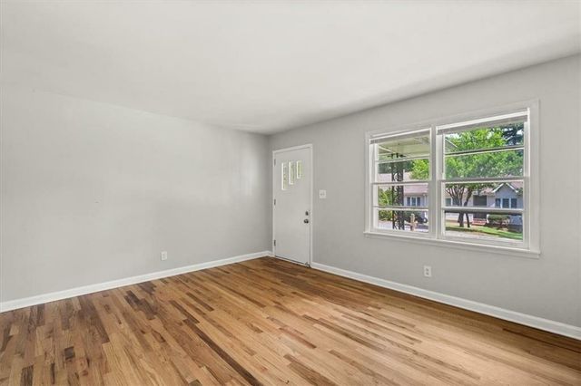 220 Opal Drive, Roswell, GA 30075