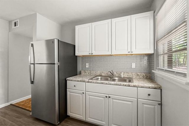 220 Opal Drive, Roswell, GA 30075