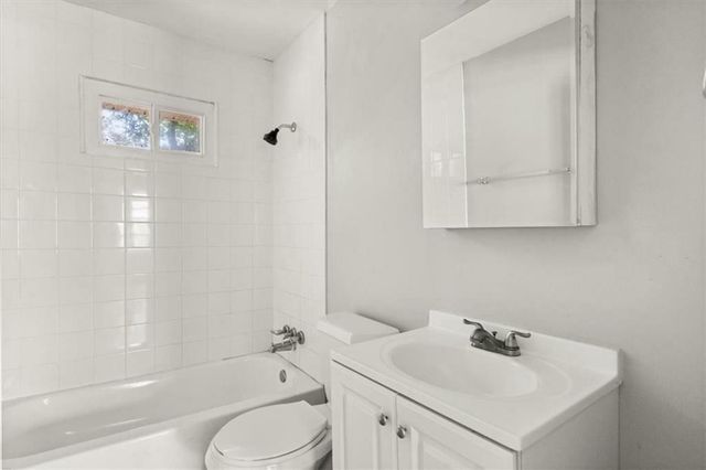 220 Opal Drive, Roswell, GA 30075