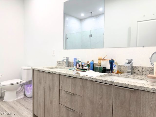 8033 Melody CIR, Labelle, FL 33935