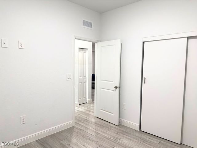 8033 Melody CIR, Labelle, FL 33935