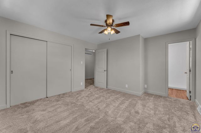 2806 SW Maupin LN, Topeka, KS 66614