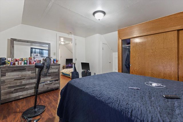 3118 W Fairmount AVENUE, Milwaukee, WI 53209
