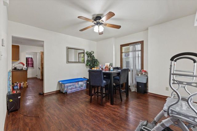 3118 W Fairmount AVENUE, Milwaukee, WI 53209