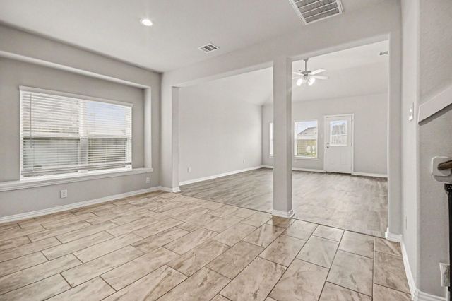 110 Kelly Street, Angleton, TX 77515