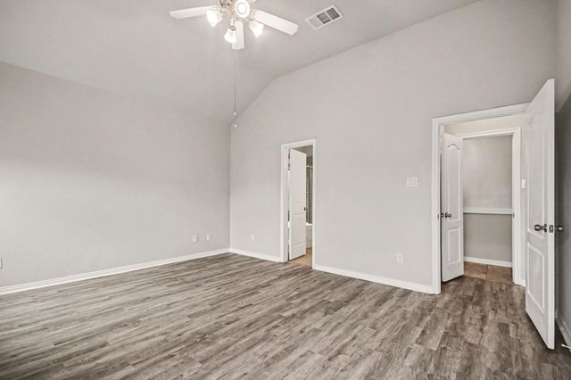 110 Kelly Street, Angleton, TX 77515