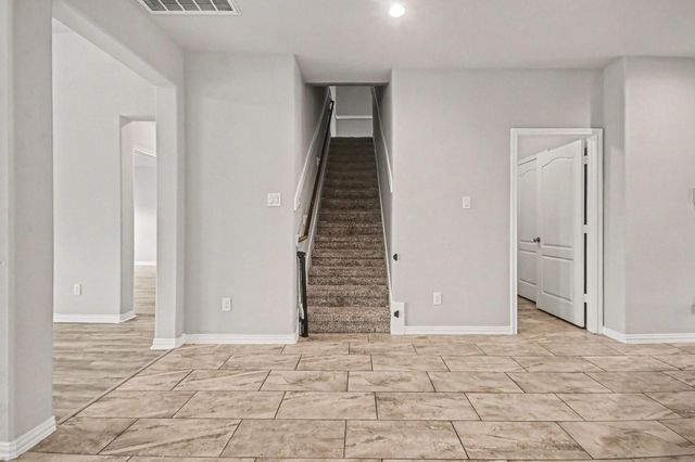 110 Kelly Street, Angleton, TX 77515