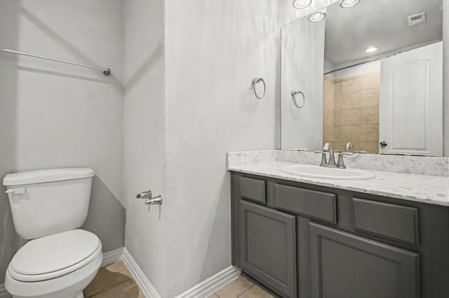 110 Kelly Street, Angleton, TX 77515
