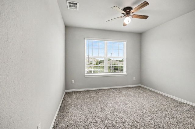 110 Kelly Street, Angleton, TX 77515