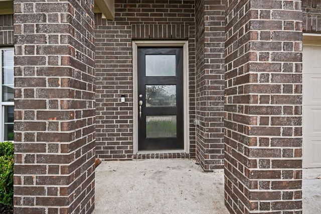 110 Kelly Street, Angleton, TX 77515
