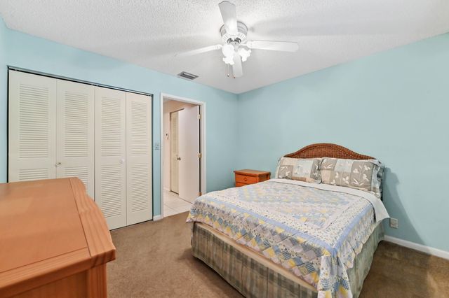 10851 Palm Lake Avenue 202, Boynton Beach, FL 33437