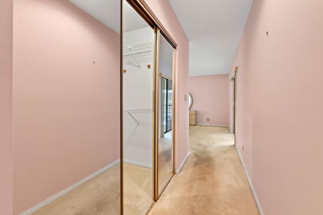 10851 Palm Lake Avenue 202, Boynton Beach, FL 33437