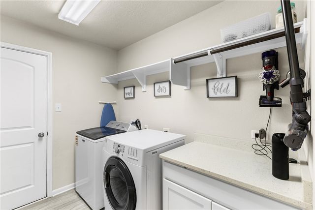 2016 Dumfries Drive, Bryan, TX 77807