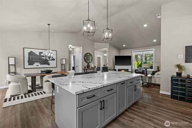 910 11th Avenue, Fox Island, WA 98333