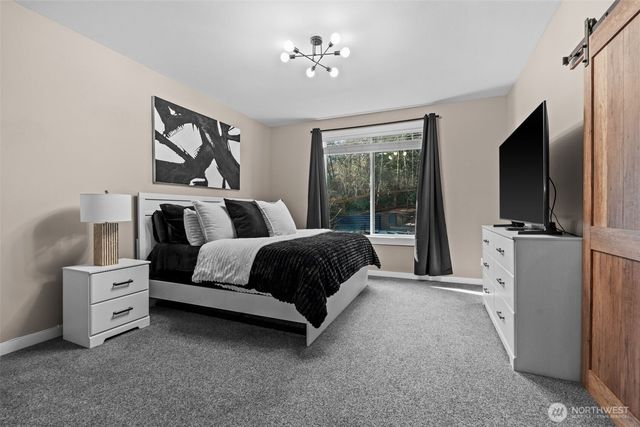 910 11th Avenue, Fox Island, WA 98333