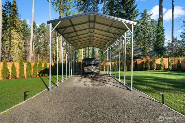 910 11th Avenue, Fox Island, WA 98333