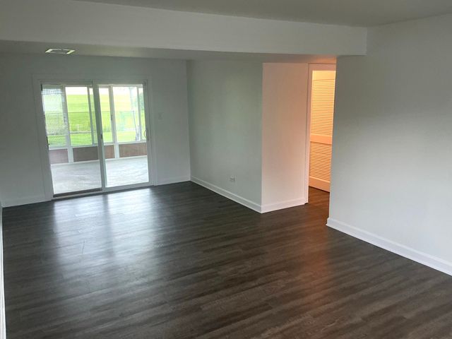 937 Notre Dame Drive, Matteson, IL 60443