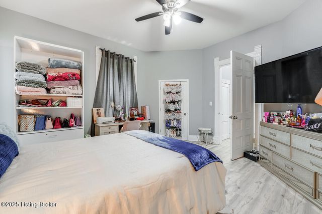 520 W Oak St, Louisville, KY 40203