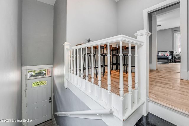 520 W Oak St, Louisville, KY 40203