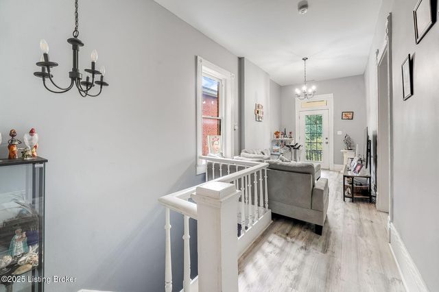 520 W Oak St, Louisville, KY 40203