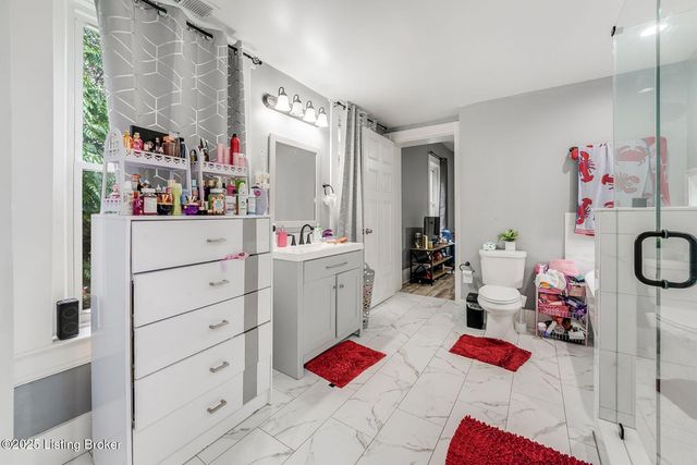 520 W Oak St, Louisville, KY 40203