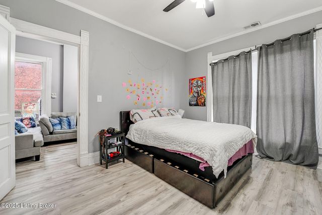 520 W Oak St, Louisville, KY 40203