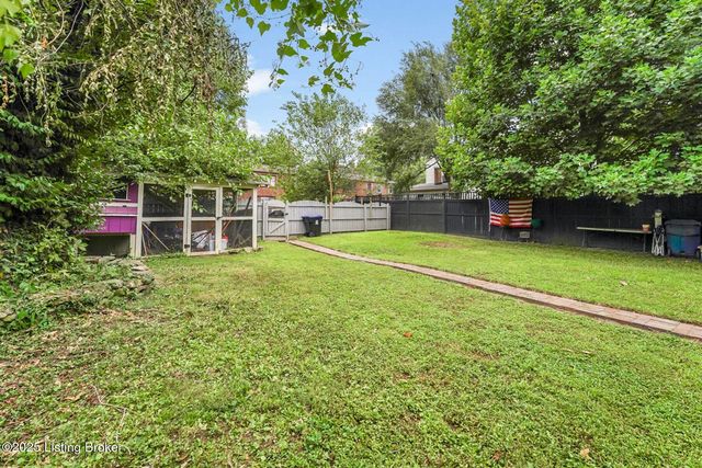 520 W Oak St, Louisville, KY 40203