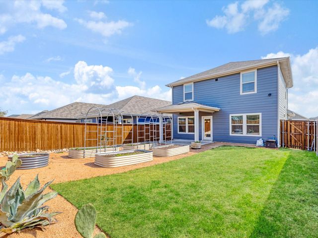 3912 Murvaul Drive, Farmersville, TX 75442