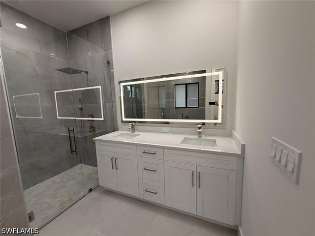 4587 45TH AVE NE, Naples, FL 34120