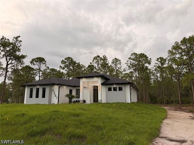 4587 45TH AVE NE, Naples, FL 34120