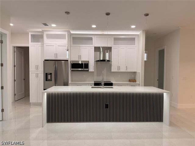 4587 45TH AVE NE, Naples, FL 34120