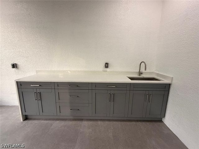 4587 45TH AVE NE, Naples, FL 34120