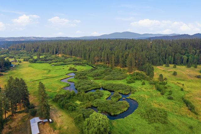25819 N Chattaroy Cir, Chattaroy, WA 99003