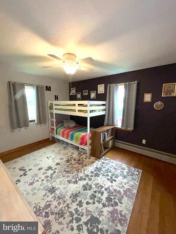 211 W MAIN ST, Fairfield, PA 17320