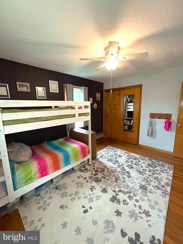 211 W MAIN ST, Fairfield, PA 17320