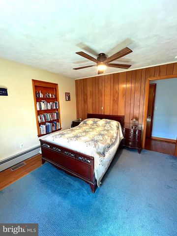 211 W MAIN ST, Fairfield, PA 17320