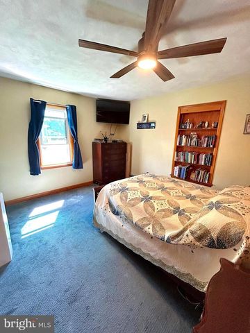 211 W MAIN ST, Fairfield, PA 17320