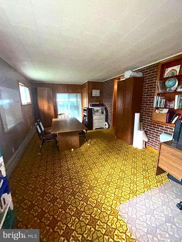 211 W MAIN ST, Fairfield, PA 17320