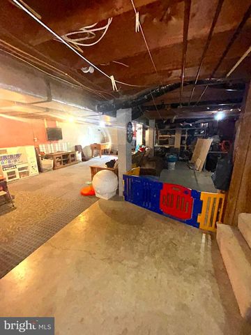 211 W MAIN ST, Fairfield, PA 17320