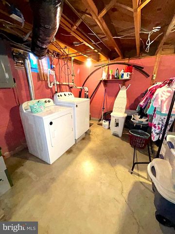 211 W MAIN ST, Fairfield, PA 17320