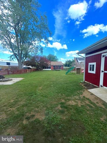 211 W MAIN ST, Fairfield, PA 17320