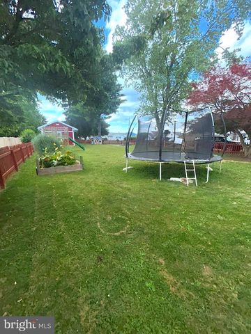 211 W MAIN ST, Fairfield, PA 17320